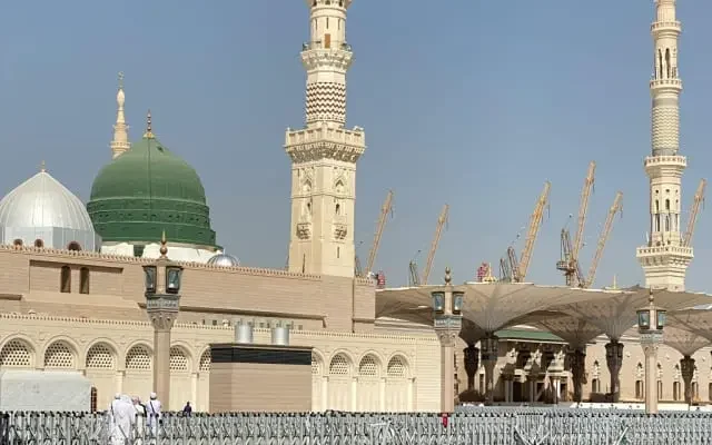 20-nights-4-star-umrah-package-1754379743680